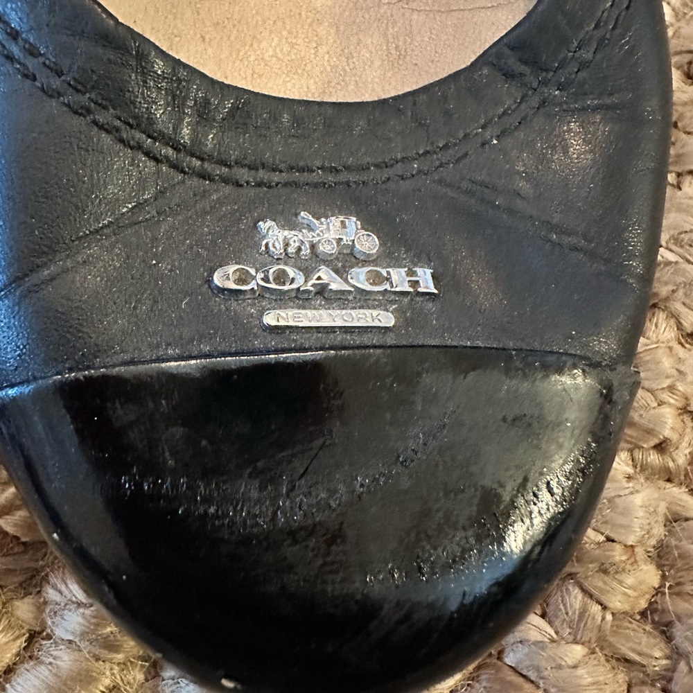 Coach Chelsea Black Leather with Patent Toe Ballet Flats Size 7 - Picture 8 of 10